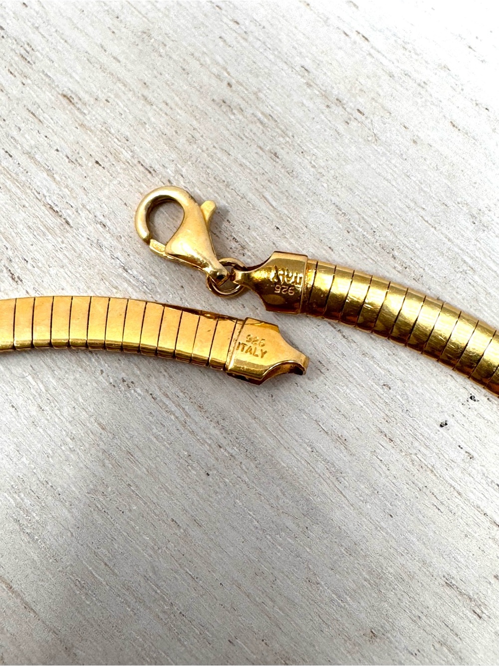 Looks like 14K - but is sterling silver Omega necklace, made in Italy - Picture 10 of 16